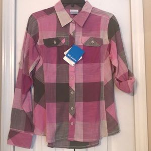 Columbia Camp Henry button down top